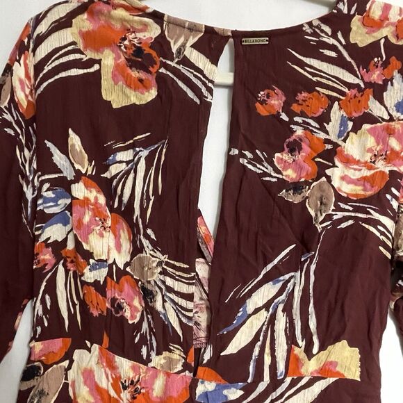 BILLABONG Floral Faux Wrap Mini Dress Flare Sleeve Cutout Back Women’s Size XS - Picture 13 of 16